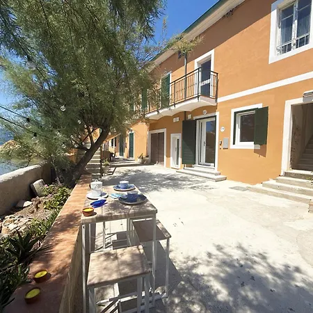 Appartement Casa Capo Enfola - Argonauti Vacanze